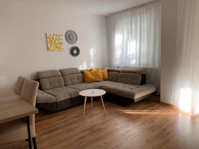 Neea Apartments Медулин Екстериор снимка