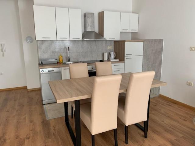 Neea Apartments Медулин Екстериор снимка